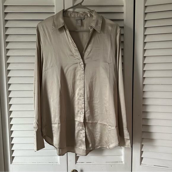 H&M satin button up - Picture 2 of 5